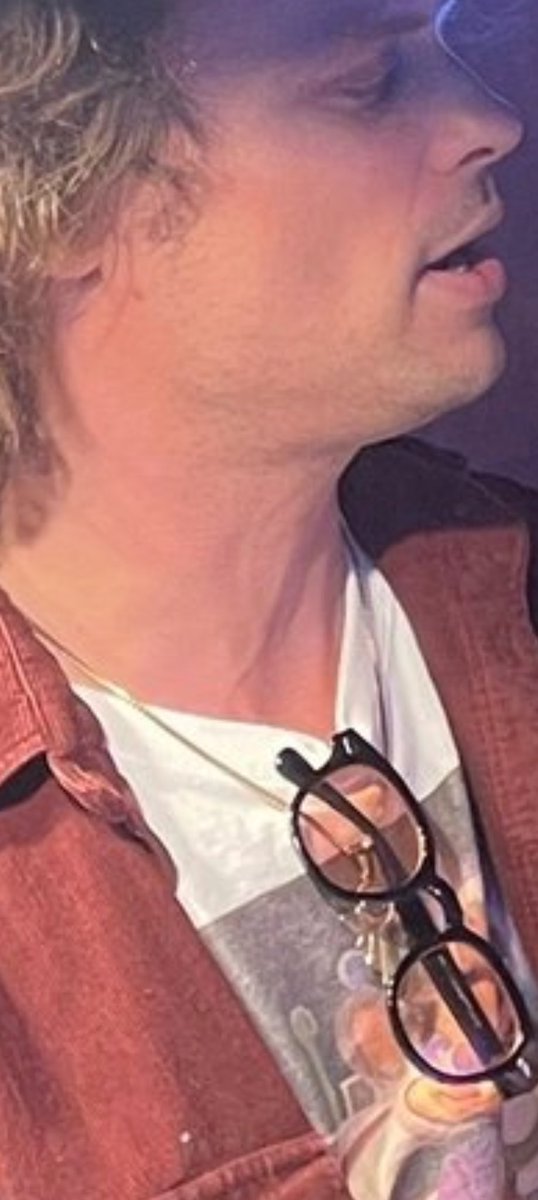 lewseinstein's tweet photo. biting into his neck #vampirethings https://t.co/r0jIORy2T8