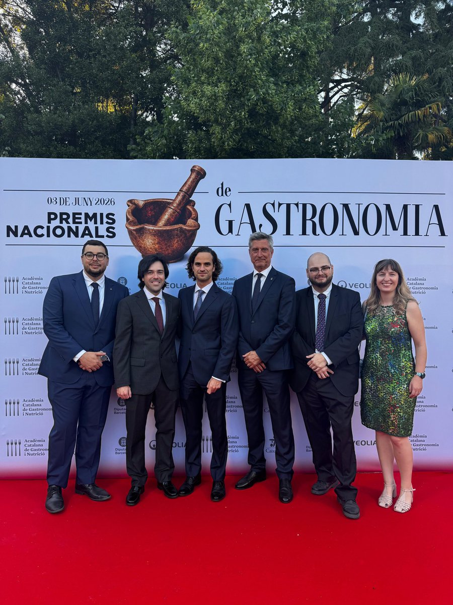 jmartigalbis's tweet photo. Moltes felicitats a tots els guardonats de la 24a edició dels Premis Nacionals de Gastronomia de @acgn_cat 
La nostra cuina, la millor del món.
@Junts_BCN https://t.co/kFEXlLmTdm