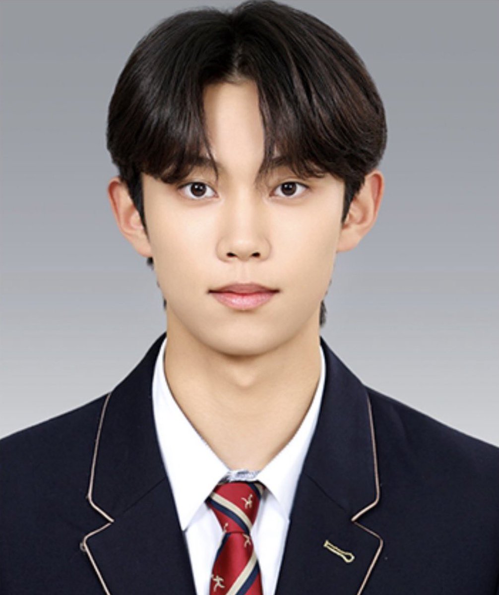 sunshineboka's tweet photo. KIM RYUL....✨　#ryul #lngshot https://t.co/X3lAffb1lr