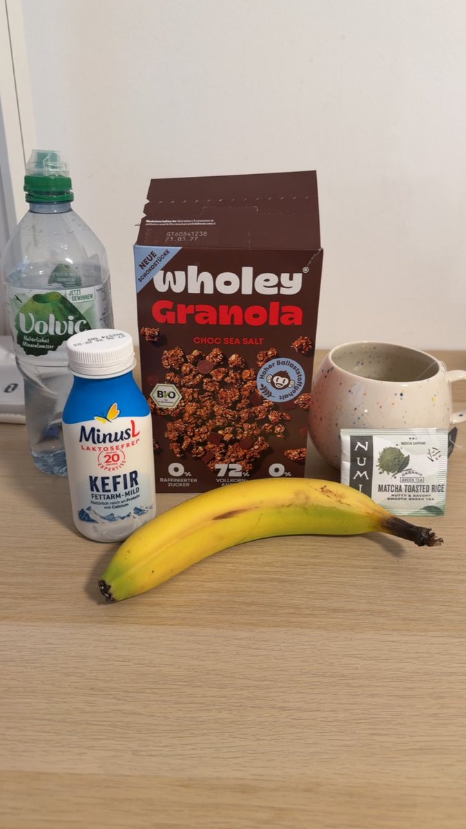 jeffpees's tweet photo. breakfast for traveling back home. 😮‍💨 https://t.co/6pWj5pdxm5