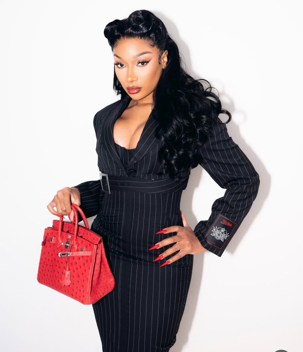 RedMedia_us's tweet photo. Milagro Cooper says she is very broke and can't afford to pay Megan Thee Stallion the $75K she won in the defamation case —after claiming money ain't the problem some months ago. 

According to new court documents, Milagro wants to delay payment while she appeals the ruling from the lower court saying she doesn't have a stable income. (Via TMZ)
