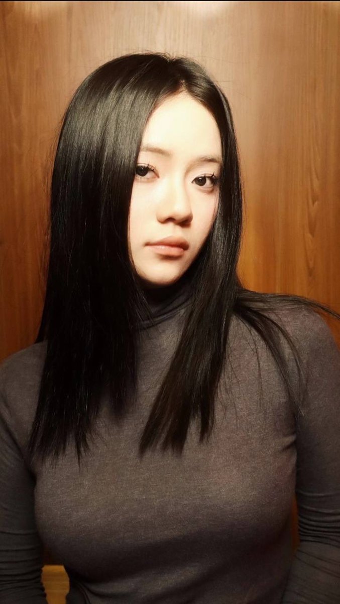 mintandk's tweet photo. [Request #354]

Face - 7/10
Body - 9/10
Overall - 9/10

Hidden assets slowly revealed to show hidden potential https://t.co/nfTbBpM1Qo
