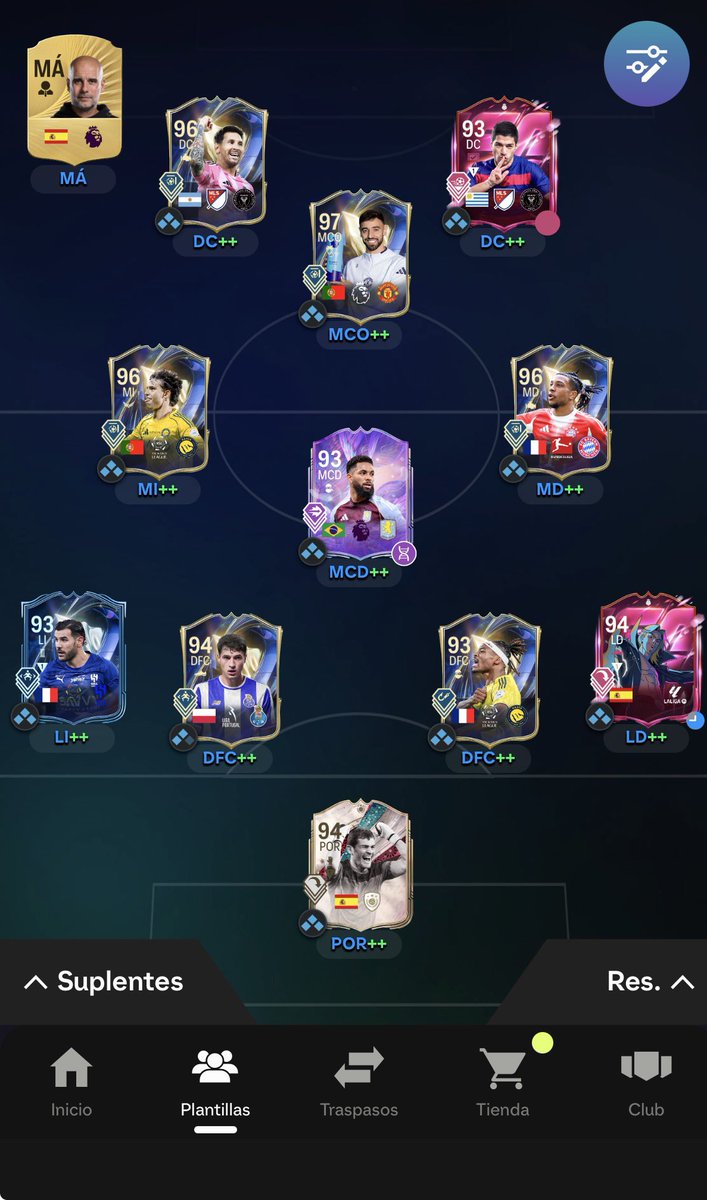 fabritocolon's tweet photo. @NikoPalestino @fifa_romania Me encontré un argentino bien ahí, amigo te pregunto vos decís que vendo todo a la mierda antes del evento? Tengo a Joao, olíse, Bruno y Messi transferibles. No quiero perder tantas monedas si se desploma el mercado https://t.co/9y7u2DnnJF