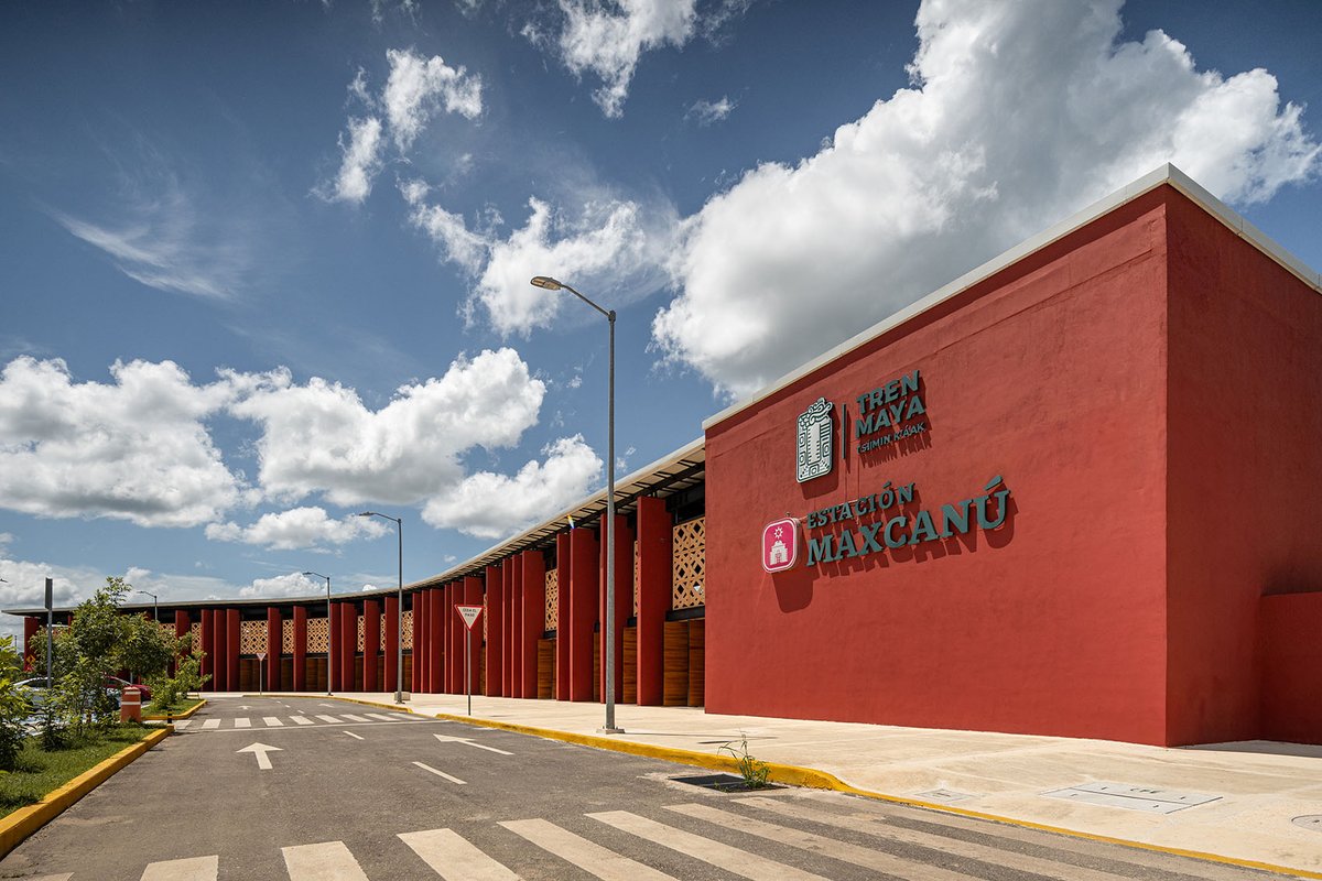 goooodofficial's tweet photo. Maxcanú Station by GI21
A Tropical Transport Infrastructure Shaped by Light and Ventilation
link: https://t.co/Zwj8w8hfDq

photo by Pavelín and Oscar Hernández OHFA
#Yucatanpeninsula #Transportation #PubilcArchitecture #TrainStation https://t.co/0Ms0W3kOor