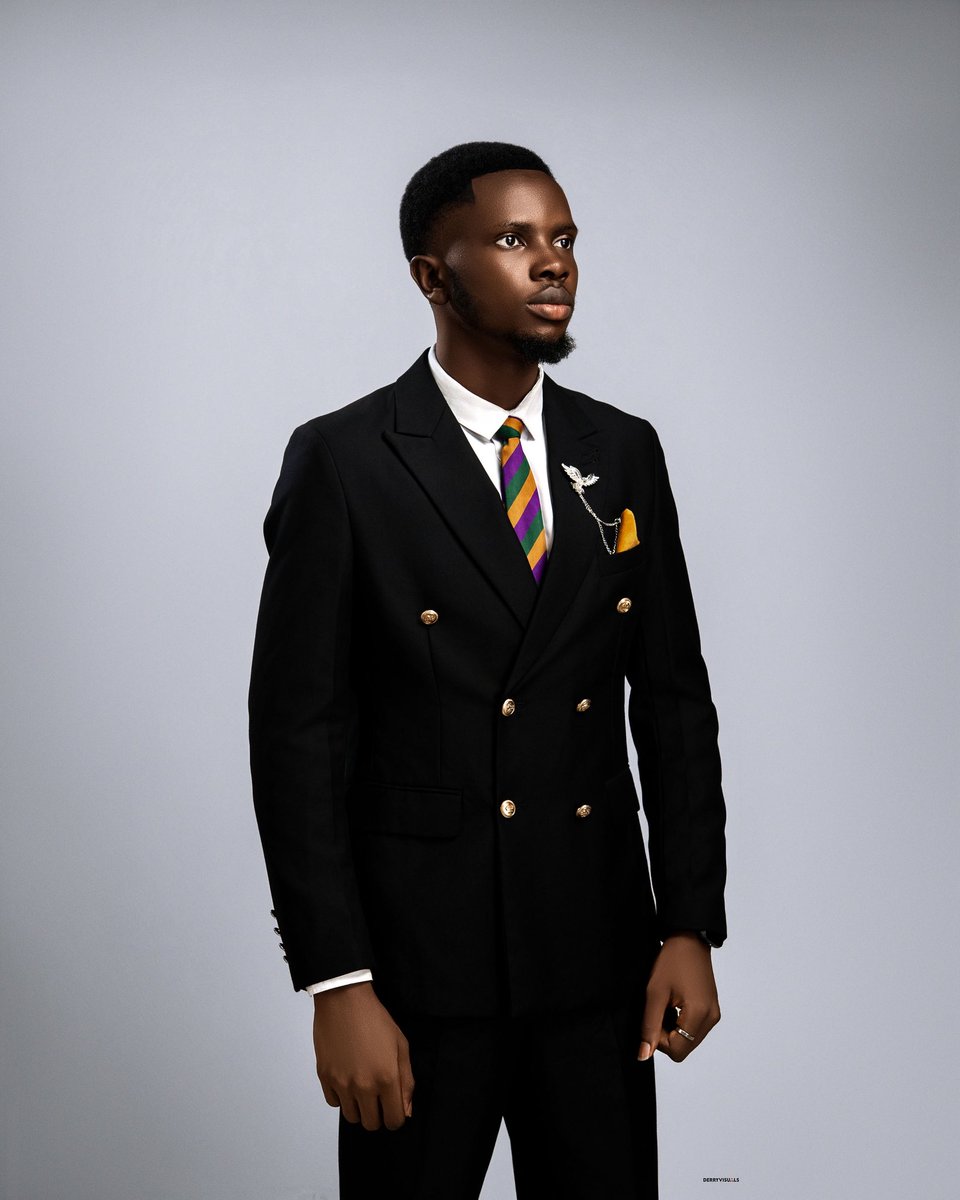 thetimigreg's tweet photo. Happy birthday, Gregory. 🎉  You have come this far by mercy, by grace and by growth. Faithful is HE who has kept you. 
Say a prayer for me🖤 https://t.co/QlFesYlQRx