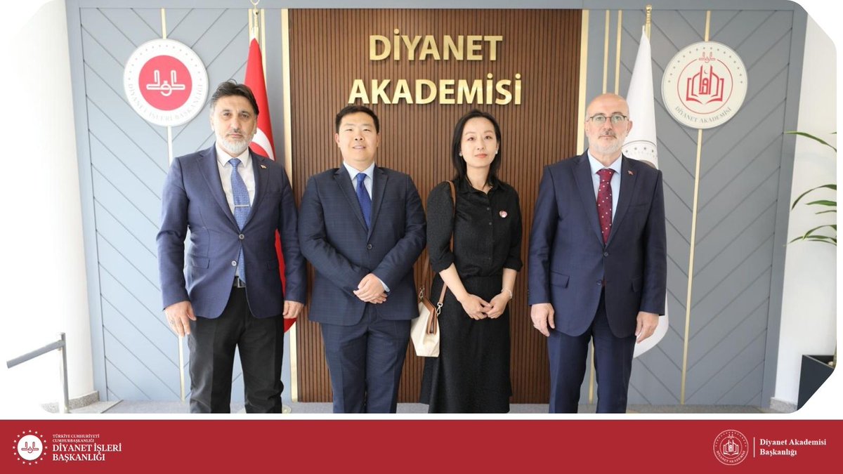 DibAkademi's tweet photo. 📍Çin Halk Cumhuriyeti Heyetiyden Diyanet Akademisine Ziyaret.
👉Çin Halk Cumhuriyeti Ankara Büyükelçiliği Siyasi Müsteşarı Xinyi Qian ve Üçüncü Katip Yuzhe Hu, Diyanet Akademisini ziyaret etti. Görüşmede Diyanet İşleri Başkanlığı I. Hukuk Müşaviri Av. Ertuğrul Coşkun da yer aldı.
