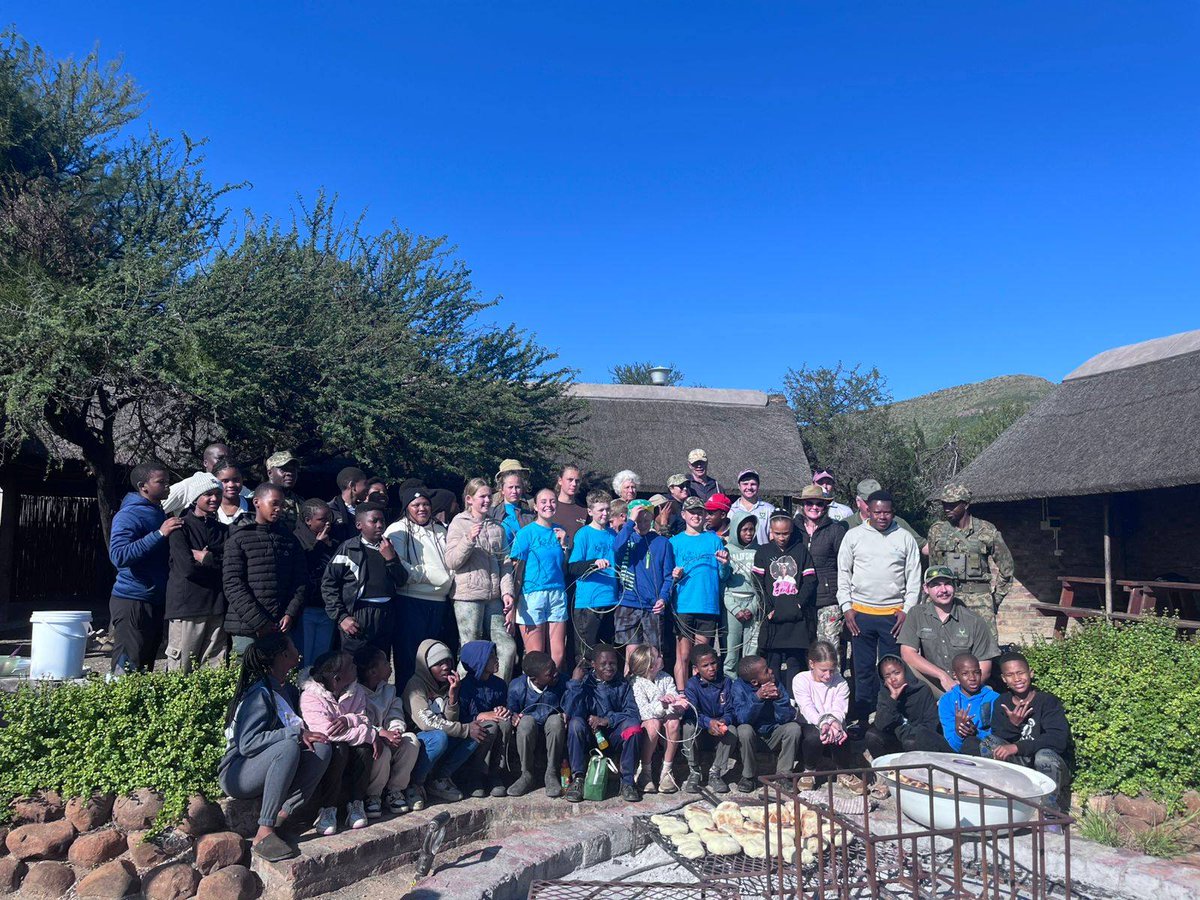 SANParksCNP's tweet photo. 📷Agcobile Consulting volunteered at #CamdebooNationalPark on Saturday in the Snare hunt project. The team assisted with preparing and serving meals for everyone involved. Giving back to the community and supporting meaningful initiatives is always close to their hearts.@SANParks https://t.co/3HantWLG9G