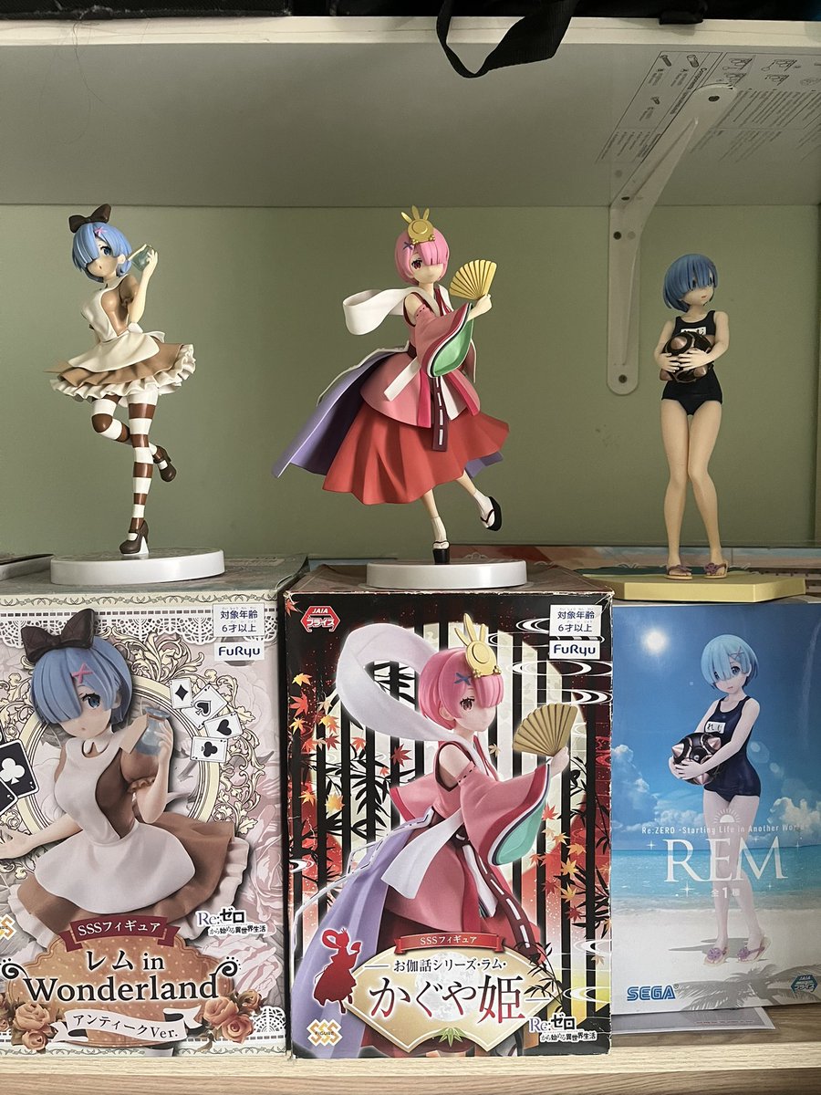 b0rm0r's tweet photo. Figure REM 450/500/500 มีกล่องสภาพดีค่ะ ส่งลทบ.30 ems50 #ตลาดนัดrezero #ตลาดนัดรวมด้อม #ตลาดนัดรีซีโร่ https://t.co/HLWBQ6DbCs