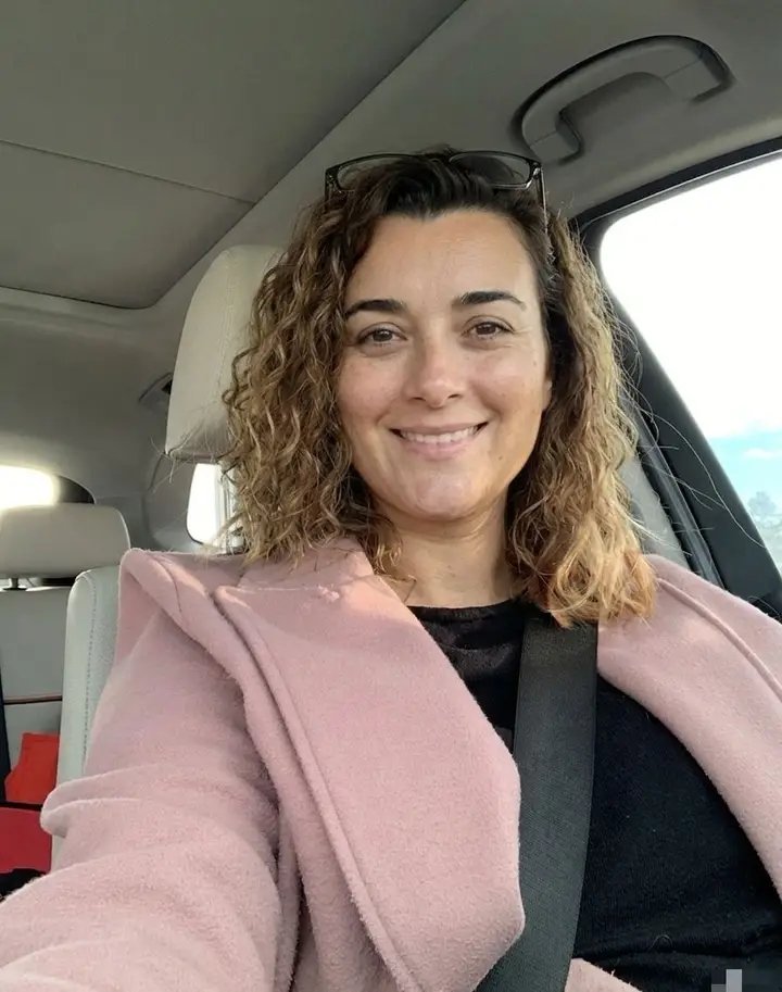ahmedkuy1's tweet photo. Like this if you’re a real fan of Cote de Pablo ❤️
#CoteDePablo #CoteFans #Actress #Hollywood #TVStar #CelebrityFanPage #FanPage #Entertainment #TVShows #Television #AmericanTV #TVActress #WomenInEntertainment #IconicActress #ScreenStar #BeautifulInsideAndOut #Talent #Celebcrush https://t.co/8VoNGv2gyF
