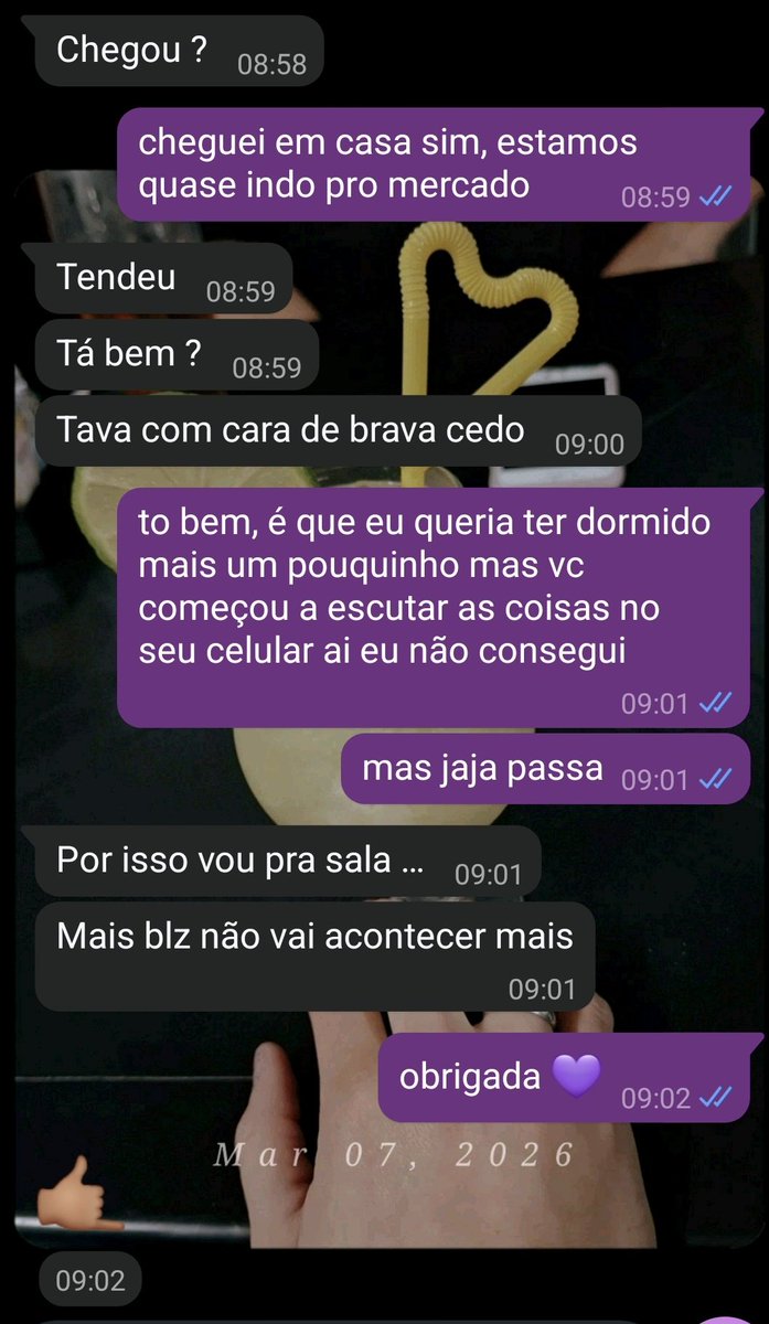 BlueBlu3Blu's tweet photo. vc fala o que te incomoda (o que não é nem a metade do sentimento que esta dentro de mim) e o que vc recebe? 🤙 https://t.co/72vUgsaPZy