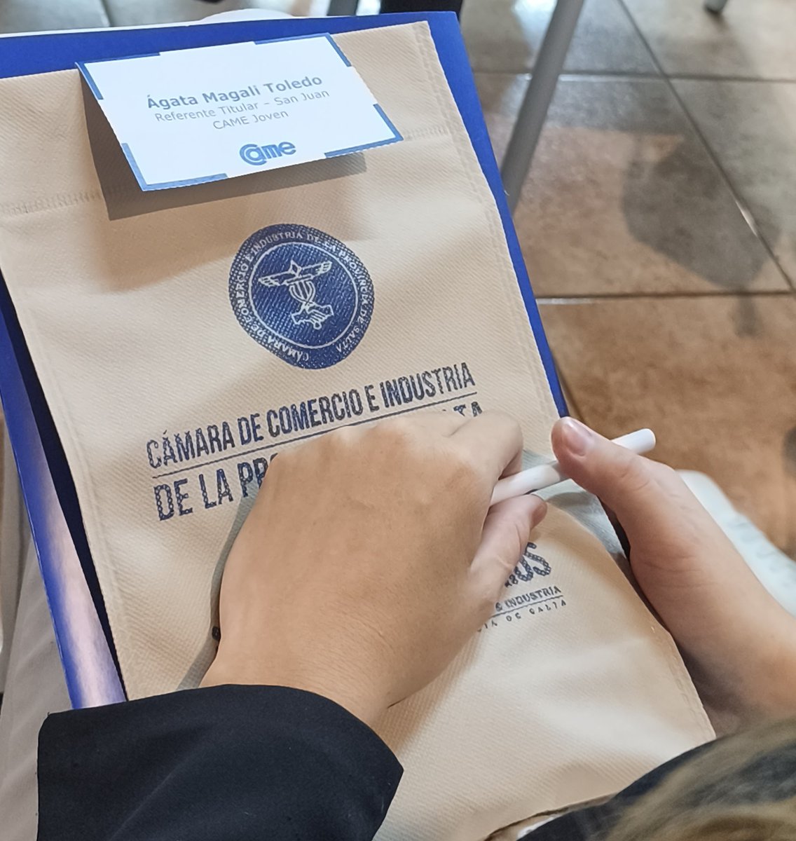 JovenesCem's tweet photo. ✅ Los jóvenes empresarios y dirigentes cómo mentores, ese es el valor de los jóvenes en la gremial empresaria actual. 

👉🏻 El mundo y la dirigencia están cambiando: el consumo es sub 40 y la diferenciación en el sector empresario se da en ese segmento. https://t.co/YBuSRDOZBw