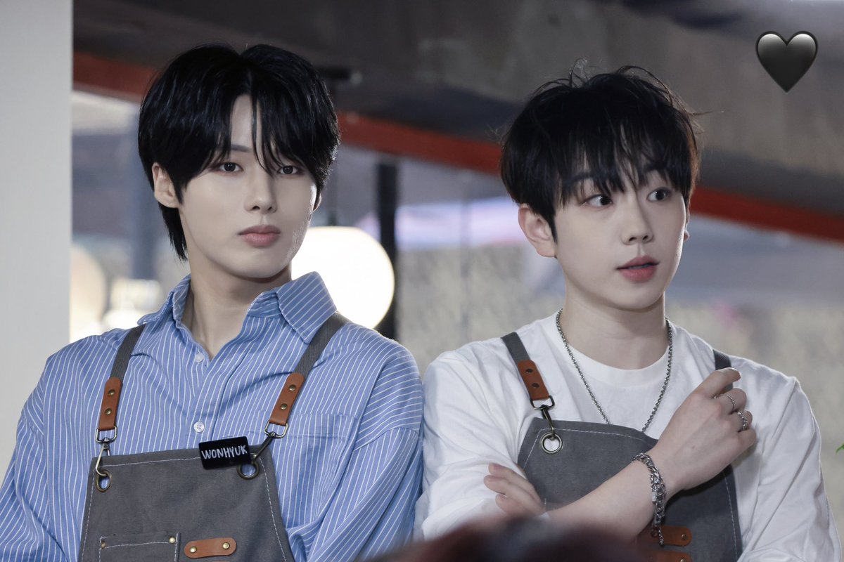 Goldenlast_0609's tweet photo. 260531 🦊🐹
#ELAST #엘라스트 #エラスト
#WONHYUK #원혁 #ウォンヒョク
#WONJUN #원준 #ウォンジュン https://t.co/Df9fMBOp7a