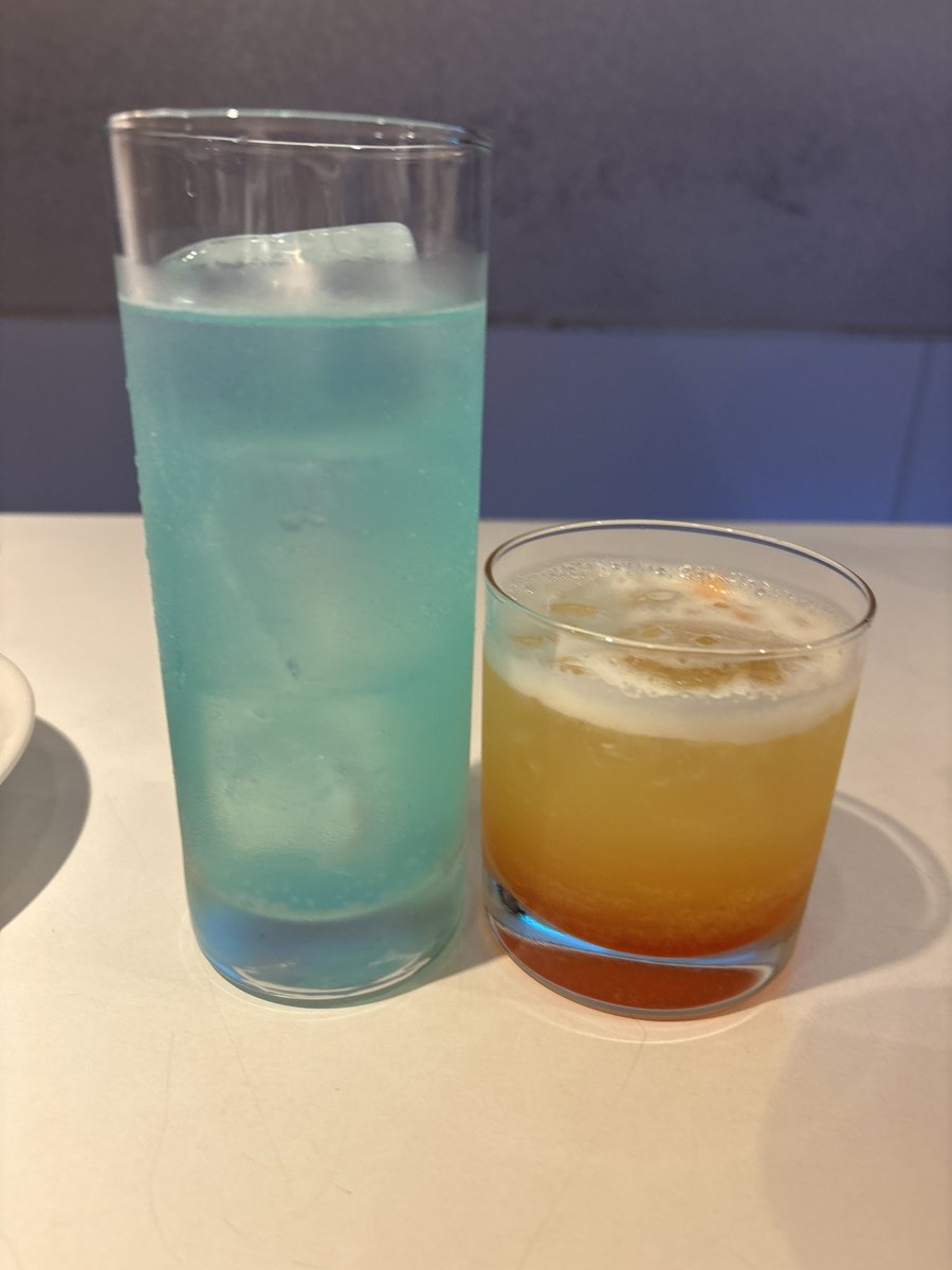 basicbar_bB's tweet photo. 今日のカクテル

さてどんな味でしょーか？？？
飲んでみてのお楽しみ😘 https://t.co/zLf2Z9jByL