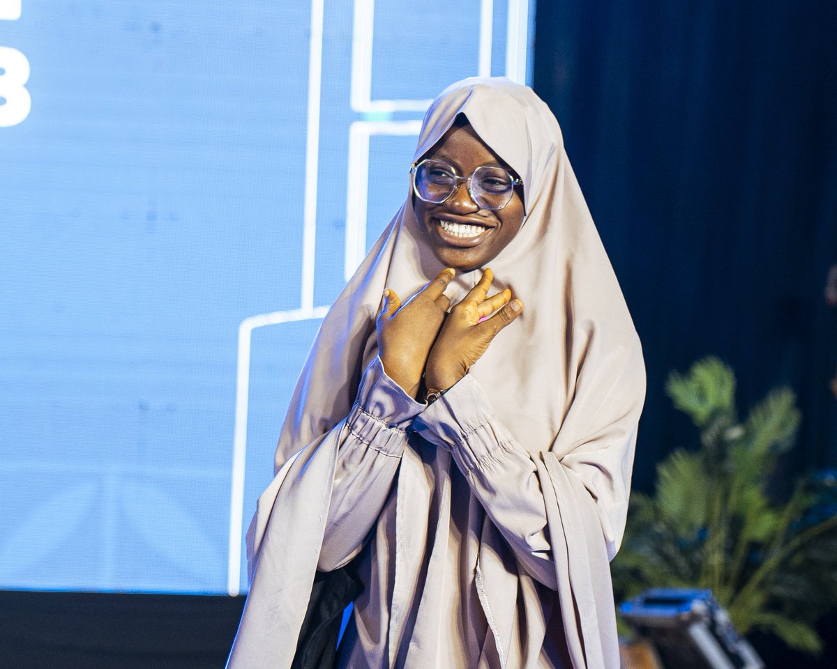moniepoint's tweet photo. We're throwing it back to the incredible time we had in South West, Nigeria last week.

Between announcing the launch of our Innovation Hubs and watching students show off their talents, the room was buzzing with excitement and creativity.

Swipe to see some of our favourite moments from the event.

#Moniepoint #PoweringDreams #MoniepointInnovationHub