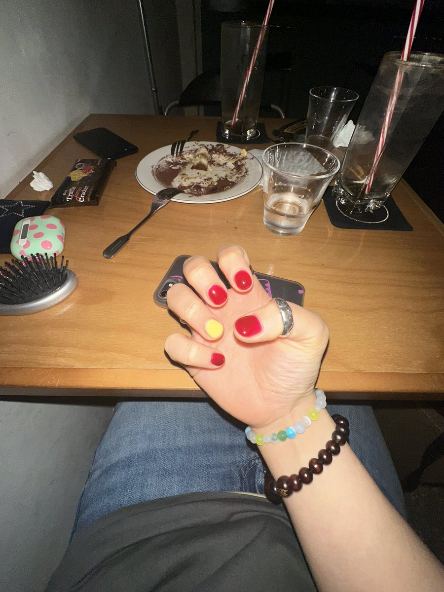 toyujico's tweet photo. 여름왔더💅🏼🍇❤️ https://t.co/VNLIV7L9Wk