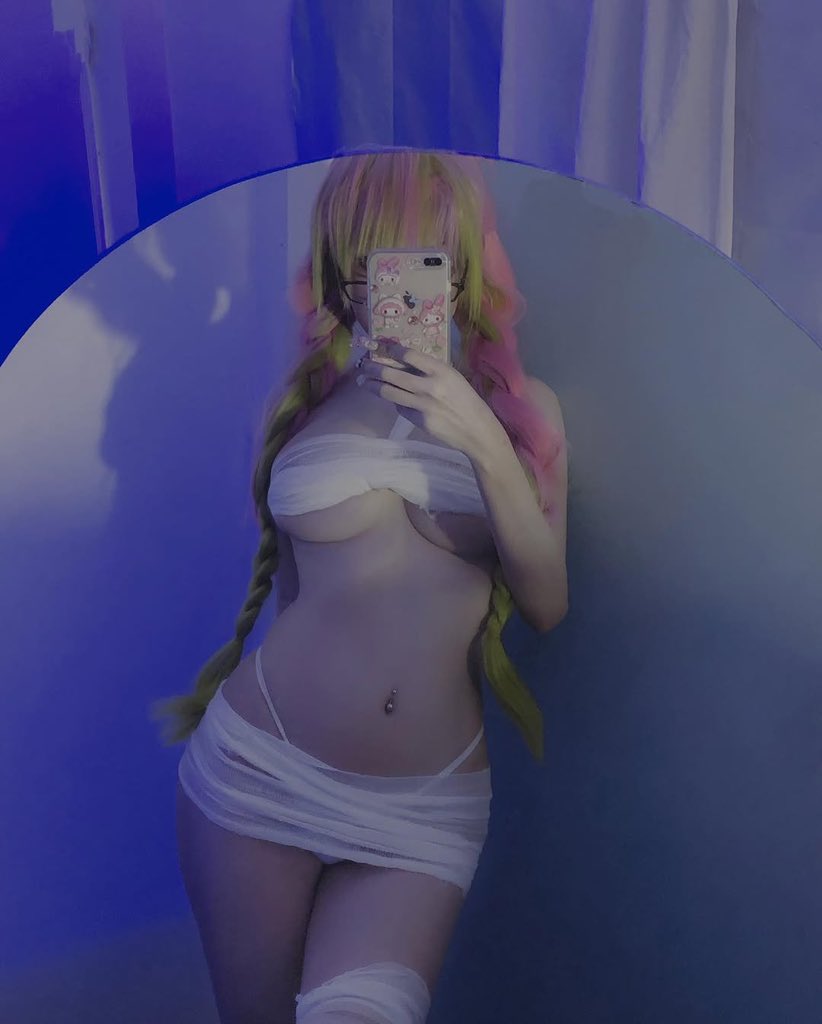 lolcupcakee's tweet photo. xem ảnh khoả thân cosplay này trong phần bình luận ạ ///-\\\ https://t.co/wvC8Ky4b1A