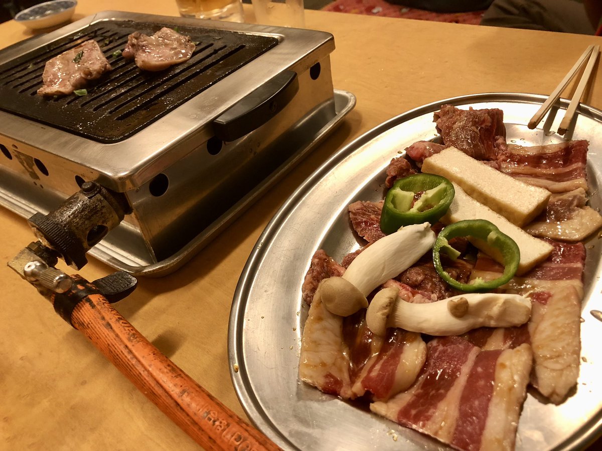 nowmaimai's tweet photo. めちゃうま焼肉をたべました！！！！！
うますぎて滅
#うまいまいV https://t.co/PtuvEFpBqx