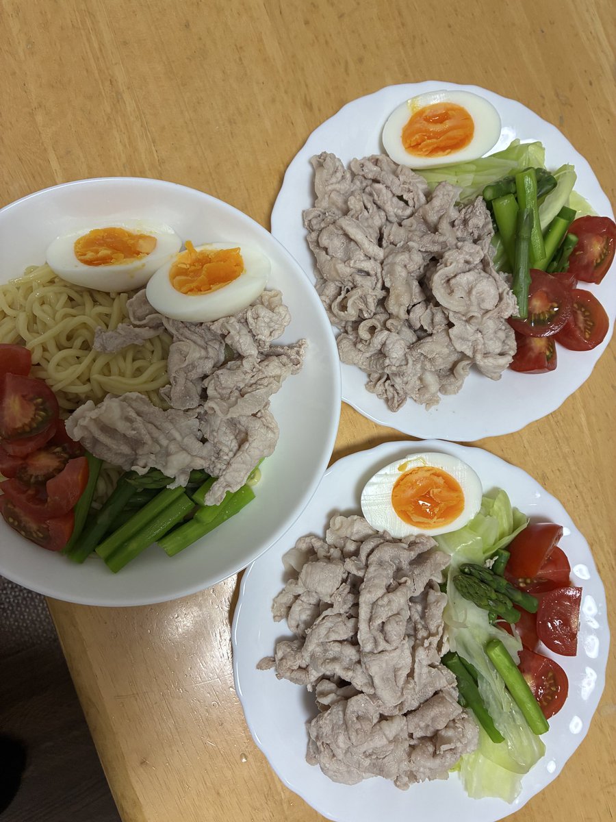 monlib5050's tweet photo. ヘルシーな夕飯つくりました😋私は痩せたいので、糖質ゼロのヘルシー麺で👍 https://t.co/0H5tTjvnjx