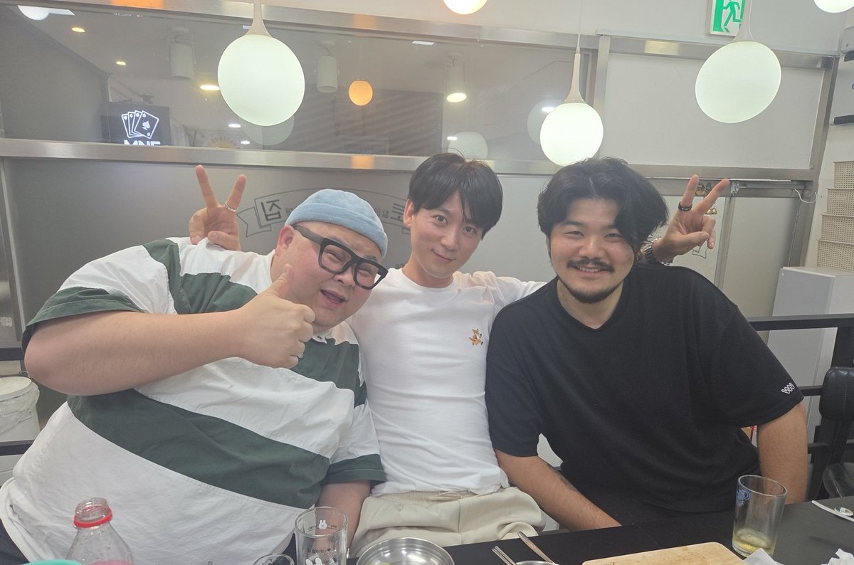 Roy5tion's tweet photo. 世界的なピアニストと食べ放題リストが私たちの音楽を広く宣伝してくれることになりました とても感謝の気持ちで愛し合おう😍 https://t.co/80FQhltoVA