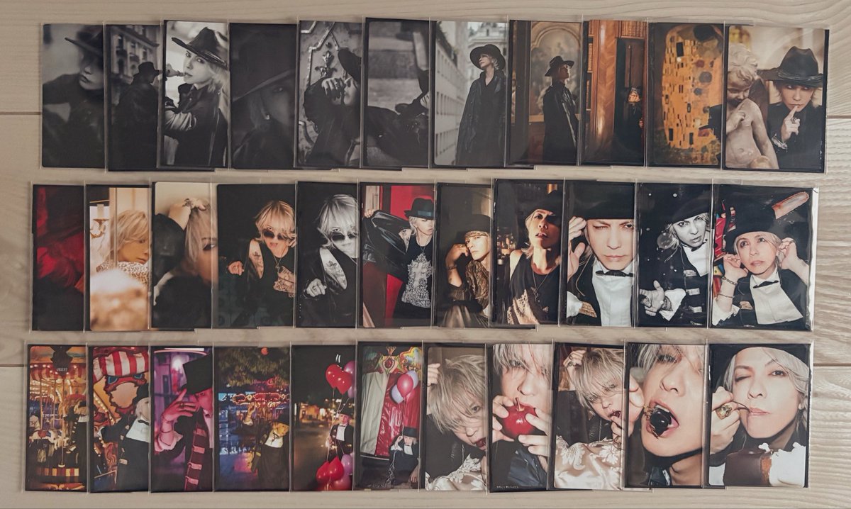 pyondeesu's tweet photo. 今更ながら、HYDE PARKのトレカをコンプした❣️もうちょっとであれから1年経つんだね…はやいね… https://t.co/3cjOHqxEqc