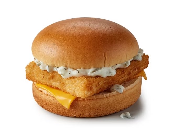 _iamlougotti's tweet photo. Rate McDonalds Filet O Fish 1-10 https://t.co/I1mSuC976D