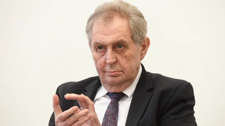 nezvany_host's tweet photo. Russská prochcaná a večeně nachcaná matrace má trávit zbytek svého prochlastaného života v pracovním táboře v pruhovaném oblečení a ne si přebírat jakékoliv vyznamenání. https://t.co/SpiO6K9h8m