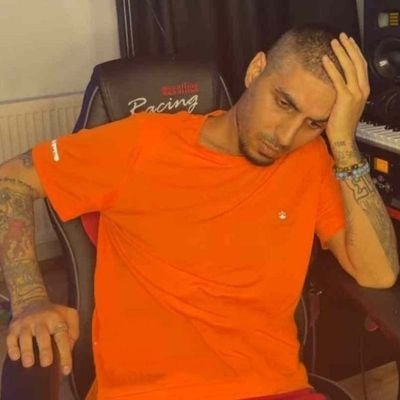 محمد در آینده بگیر tweet media
