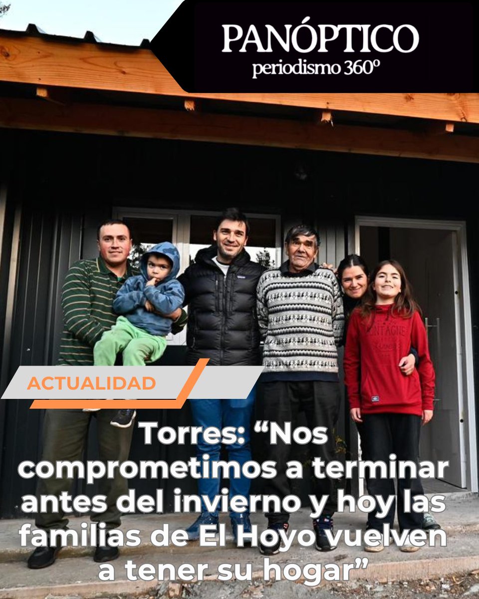 panoptico360's tweet photo. #Actualidad | 🏠 El gobernador encabezó la entrega de siete viviendas destinadas a familias afectadas por los incendios ocurridos durante el verano.

📌 https://t.co/ntUD0WtjDF https://t.co/D6znlhkFl5