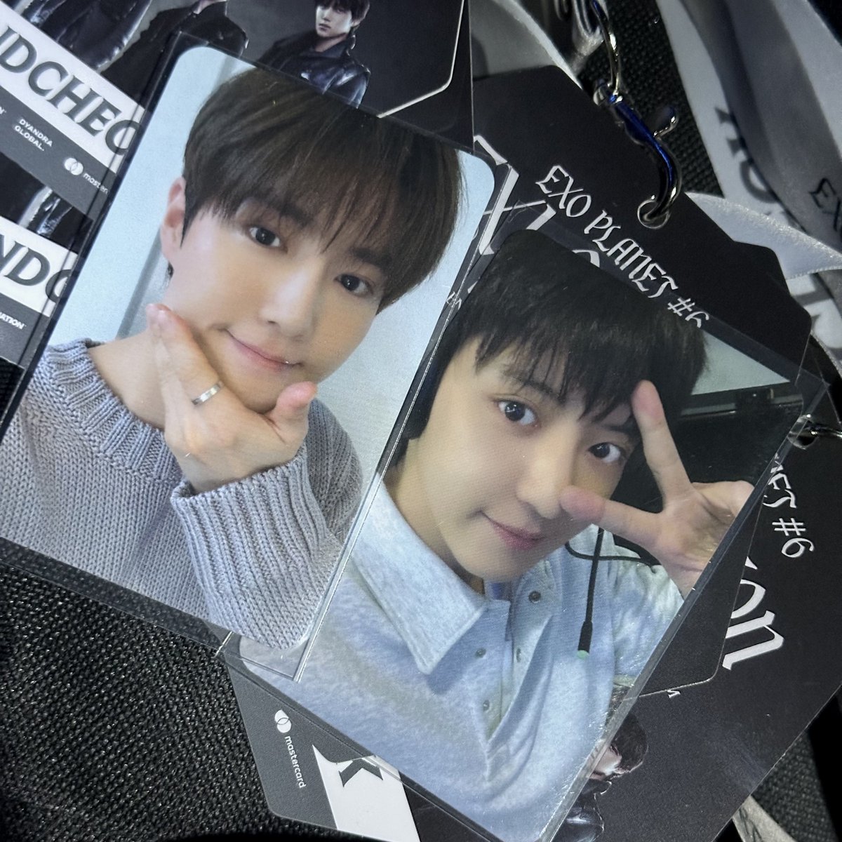 hannini88's tweet photo. WTT want to trade pc benefit vip exhorizon jakarta

have : chanyeol / suho 
want : kai / D.O

trade di venue day 1 tgl 6 juni 2026

WTT want to trade pc photocard exo benefit vip exhorizon jakarta kyungsoo jongin junmyeon https://t.co/X00kmECu1j