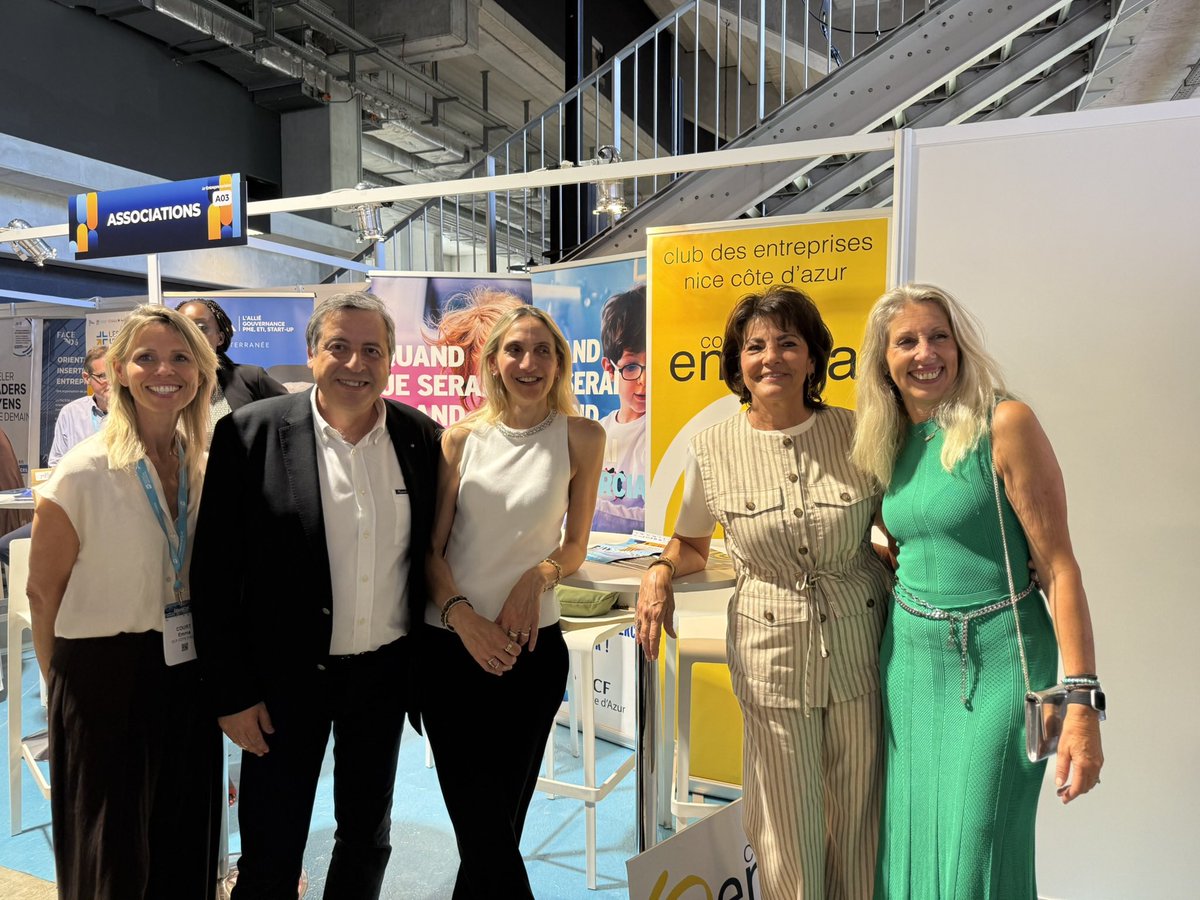 Dominiq_Estrosi's tweet photo. Heureuse d’être cette année encore présente pour les 25 ans des Entreprenariales aux côtés du Président de l’@UPE_06 , des Past-Présidents et du monde économique maralpin. https://t.co/WZqg12XGPi