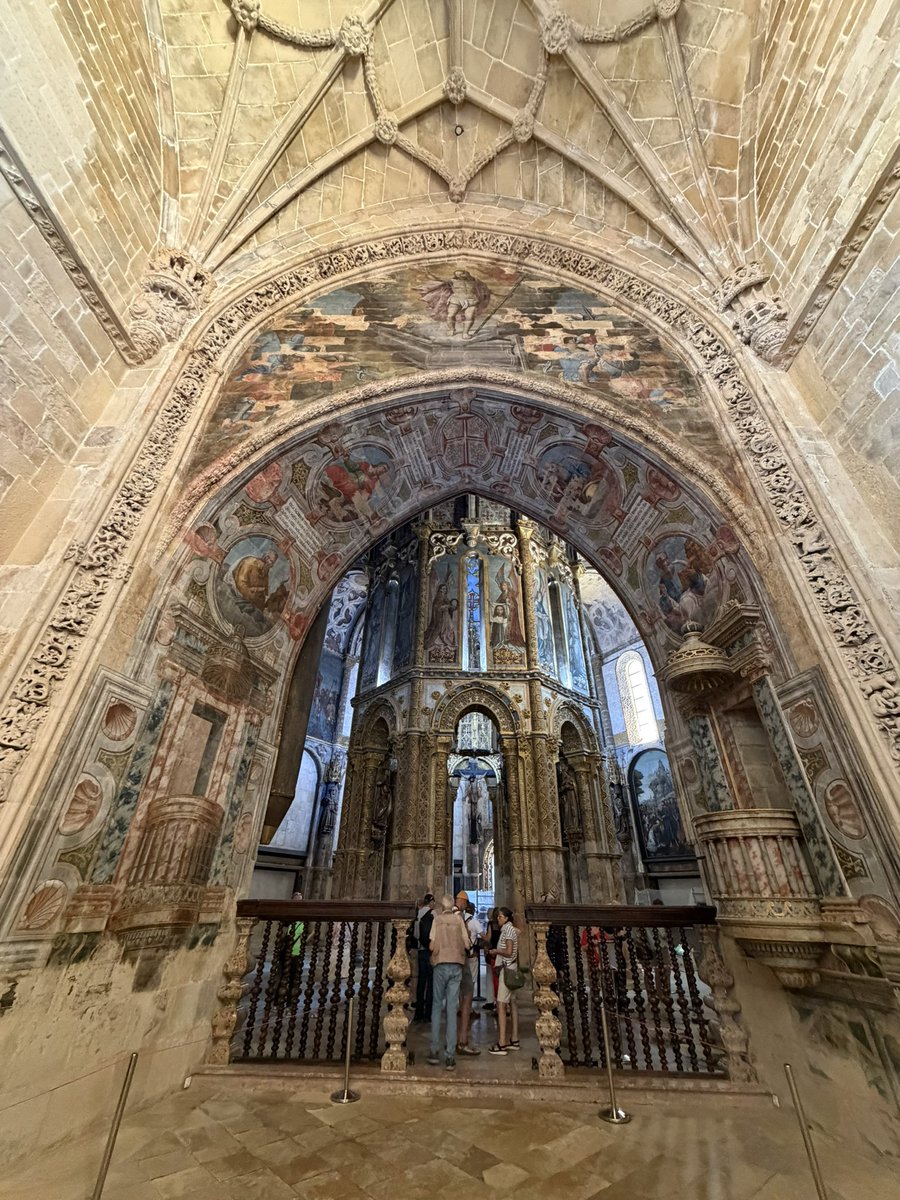 RencHorizons's tweet photo. Se rendre à Tomar et admirer le Convento de Cristo ✨ 🇵🇹 https://t.co/gb5TkXruSy