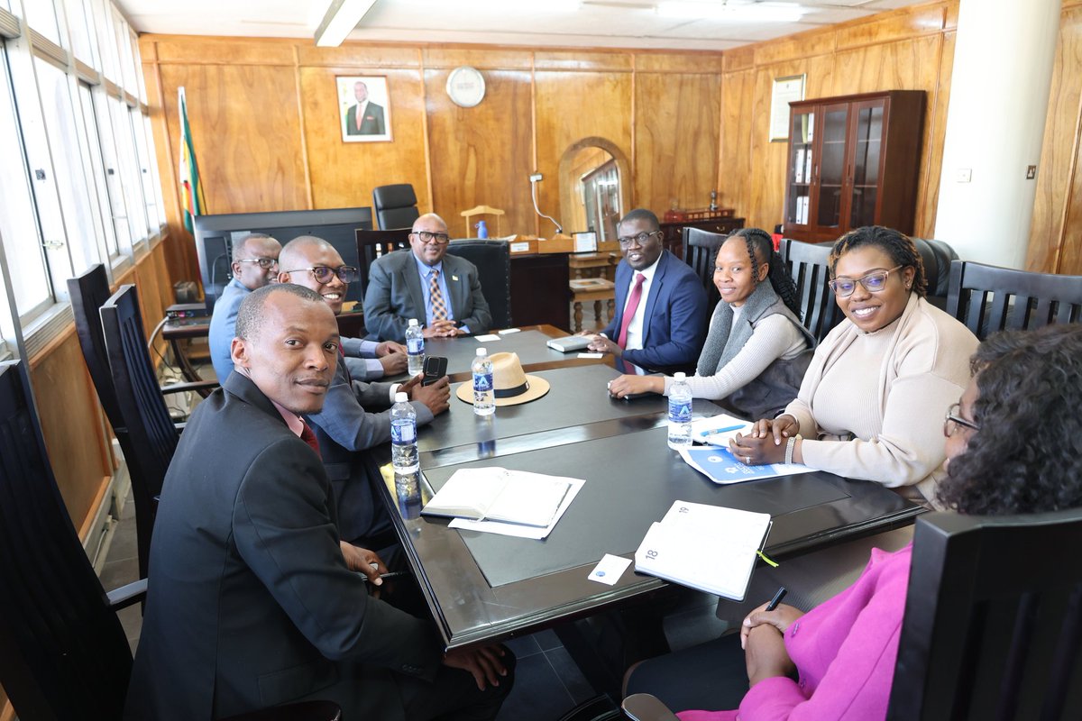 Min_of_IC's tweet photo. TAKING THE ECONOMIC DEVELOPMENT AGENDA BEYOND OUR BORDERS 

CEO Africa Roundable is expanding the economic development agenda beyond our borders. With active membership in Zambia, Botswana &amp; Malawi, the organisation is strategically positioning the Zimbabwean flag in the region https://t.co/98IC4YARDA