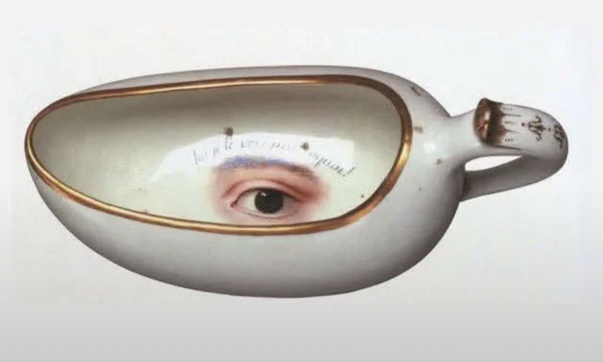 pmamtraveller's tweet photo. An 18th Century ladies travel urinal for under skirt emergencies. The inscription says: "Ha je te vois petit coquin." (Ha! I see you, little rascal.) https://t.co/6CeVZ6eO5u