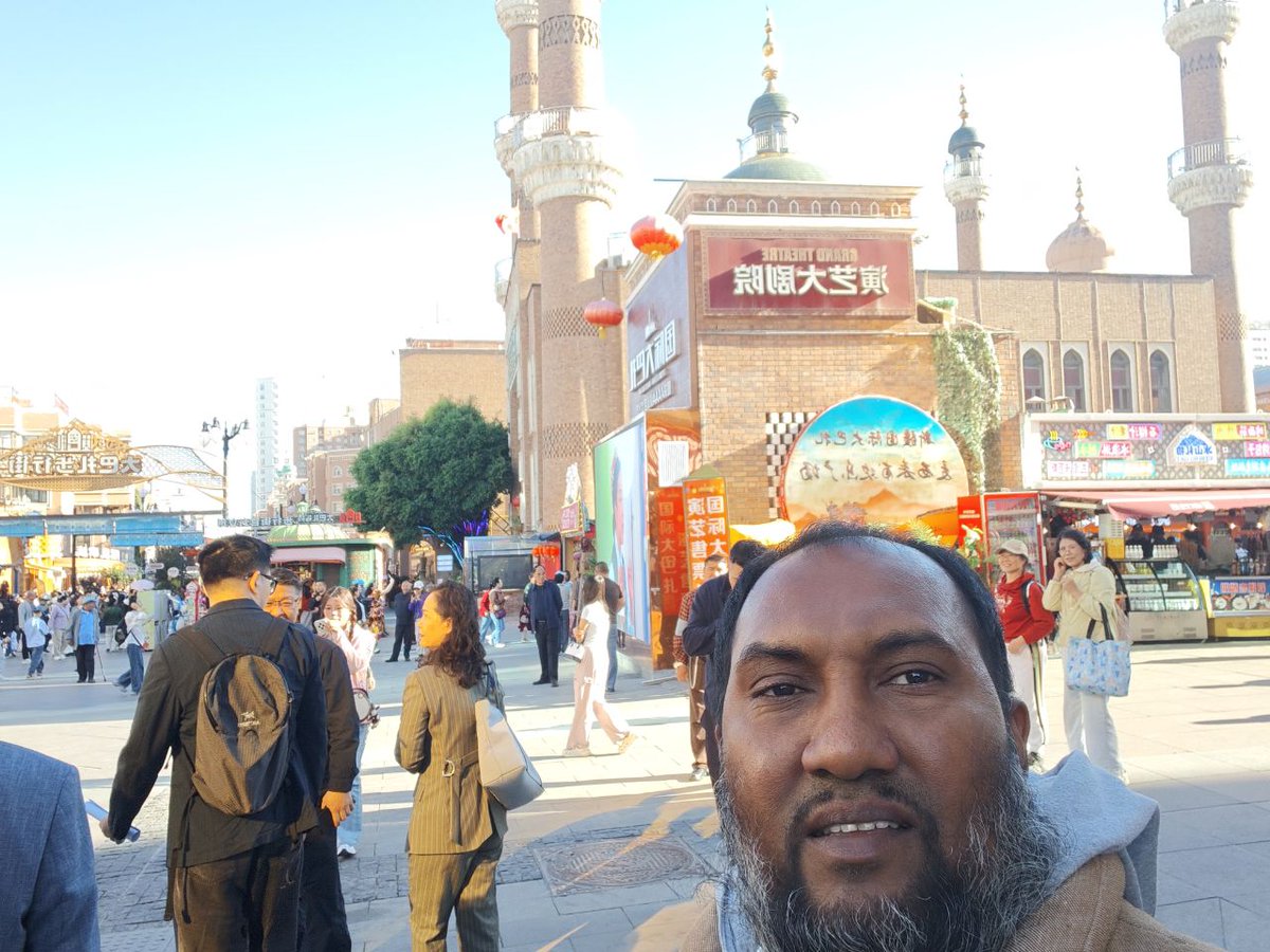 ibrahimjanab's tweet photo. As a Maldivian Muslim lawmaker, I saw Xinjiang for myself. Harmony, peace, development, and real investment in Muslim education. Western narratives vs reality? No comparison. 🇲🇻🤝🇨🇳 #Xinjiang #MuslimWorld #BeltAndRoad
@ChinaEmbassy_MV @China_Amb_Mdv  @MVIaffairs @OICatUN https://t.co/W7m3OrlW1I