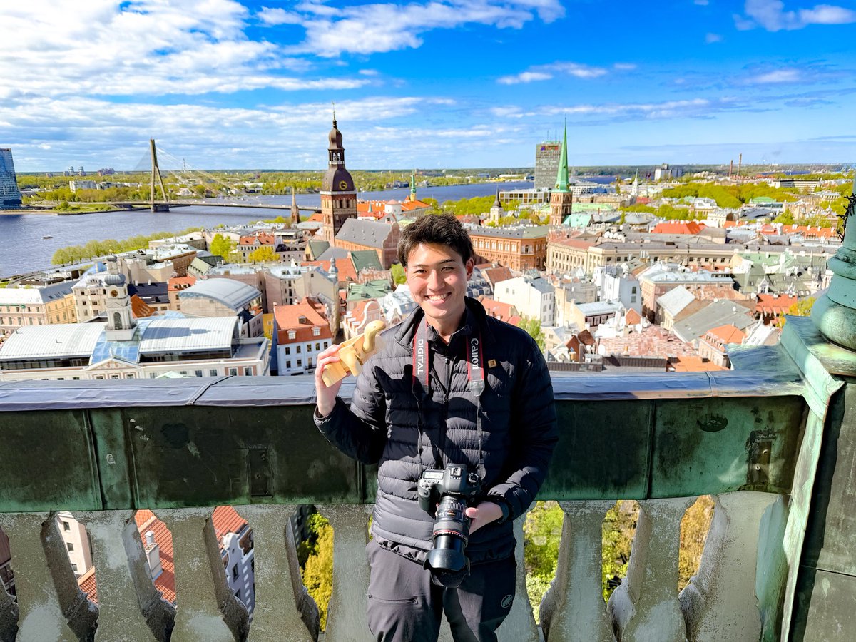 masukei444's tweet photo. 40カ国を旅し、
アイルランドとドバイで
約50回の国際交流イベントを開催。

大使館で日本酒と枡を紹介し、
世界中でたくさんの仲間と出会いました。

ノマド生活も最高だった。
悔いはありません。

そして今、新しい拠点として山梨県笛吹市へ。

これからは、
世界で出会った仲間たちを
山梨で迎える側になります。

山梨で会いましょう🍷🍑♨️