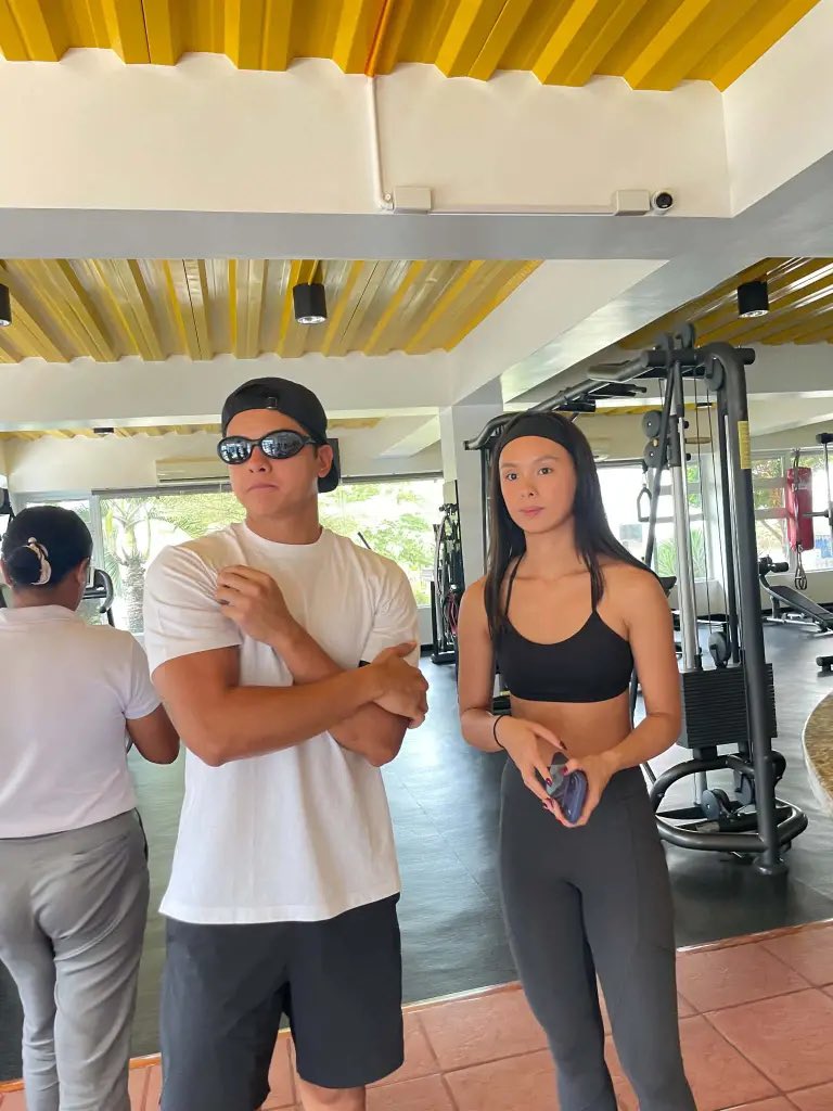 blairwaldorfs_'s tweet photo. cute yan sila 🥰🥰 https://t.co/WGD8TZhZsi