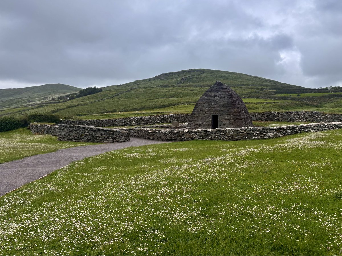 fre3m0's tweet photo. Dingle, Ireland https://t.co/YgzvNSqe1h