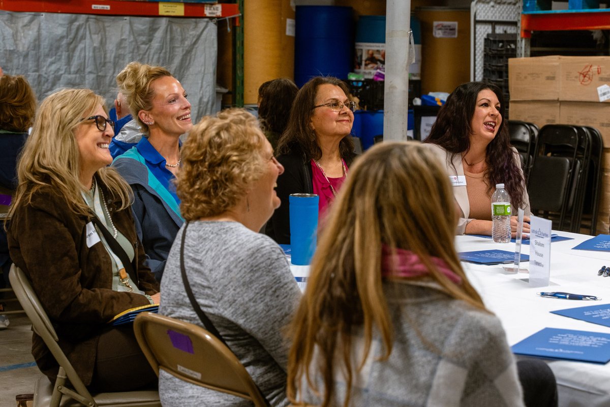 CCNEK's tweet photo. We offer 2 opportunities for the community to connect with our mission. Bus Tours are offered monthly, &amp; our Hope Talk events are scheduled throughout the year. To attend, sign up online through our website at https://t.co/gIACTbMBNw or https://t.co/obqy5gLeNe. https://t.co/Elu568Eb9B