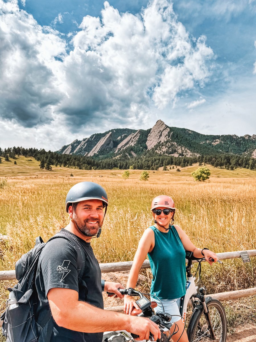 bajabikes's tweet photo. These two clearly got the memo: Boulder is best explored by bike!! 😄 

🌞 Good weather, great company, and a bike ride through #Boulder. Sounds like the perfect day to us. 🚲🌸⛰️ #BajaBikes #biketour

https://t.co/VjmUiEnBBV https://t.co/ZIQ0I2tqyC