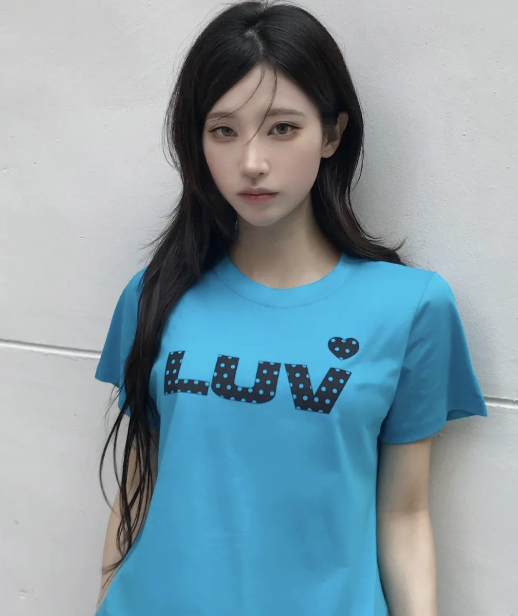 thisisme_won's tweet photo. 내일 러브이즈트루에서 발매되는 신상 반소매들 넘 기여움 원픽은 블루 ♥ 완전 여름에 시원한 컬러 ~ https://t.co/IwezjFiNT5