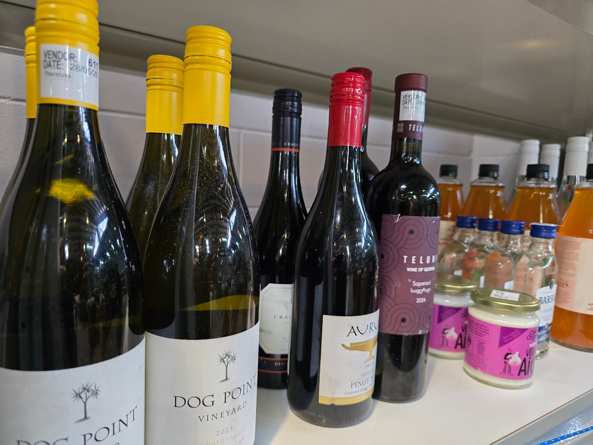 ThorntonAuction's tweet photo. 🍷 FOOD &amp; BEVERAGE AUCTION – LIVE NOW 🍻
Wines, ales, waters, juices, spirits &amp; more
Cans and Jars of food goods
Head to Thornton Auctions and dive into the Alcohol and General Goods auction now!
👉 https://t.co/kFdTCwjeUQ

#Auction #AuctionLife #Bid https://t.co/NktUKdVErW