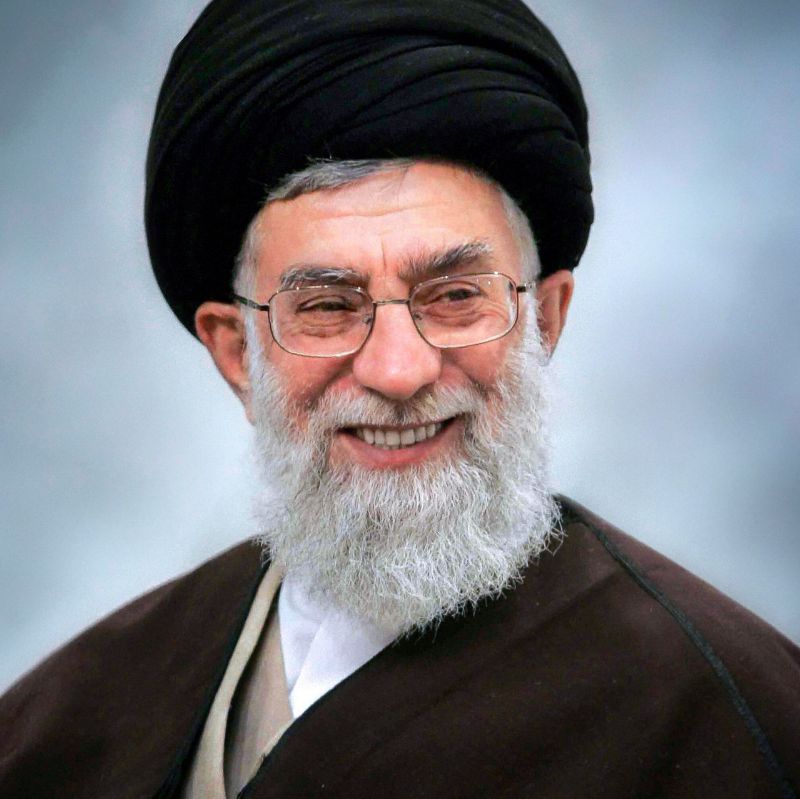 naderi814's tweet photo. اولین غدیر دلتنگی .....🥲
#لبيك_يا_خامنه_ای‌ https://t.co/EGADK3airS