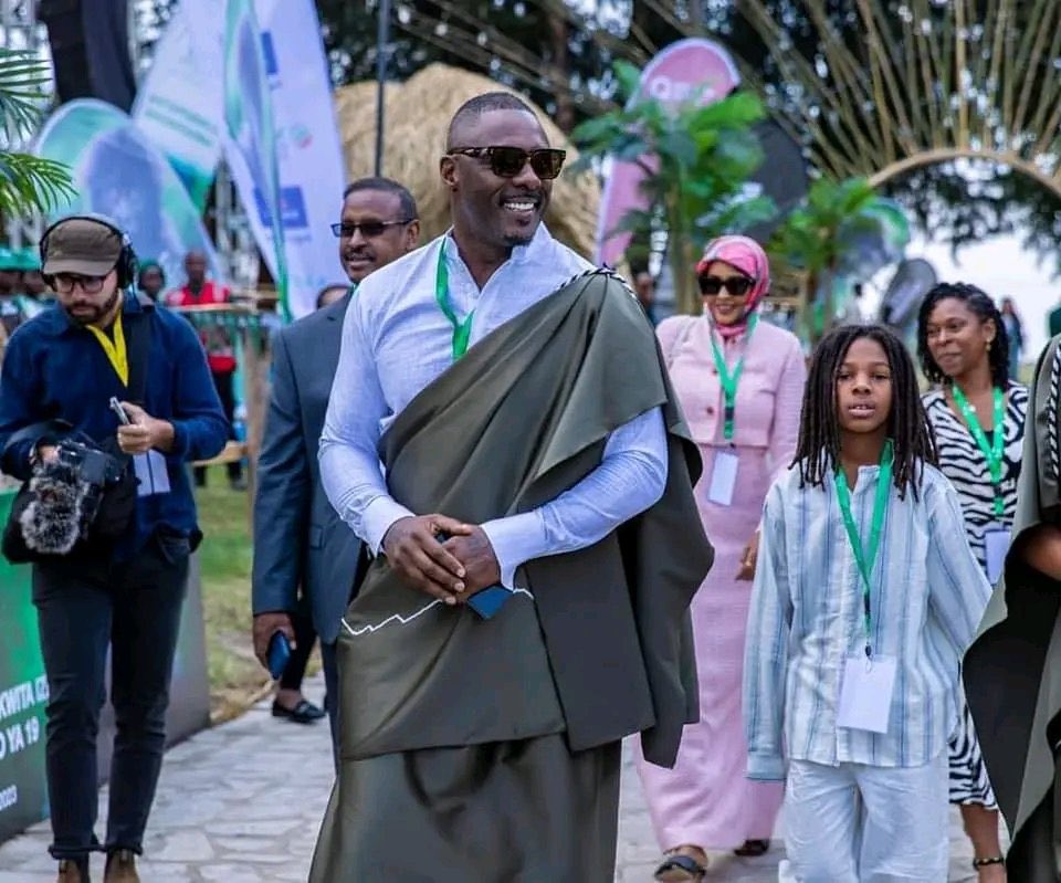 NiyodeDieu's tweet photo. Sir Idris Elba 
🫡 https://t.co/zrnIeUV47m