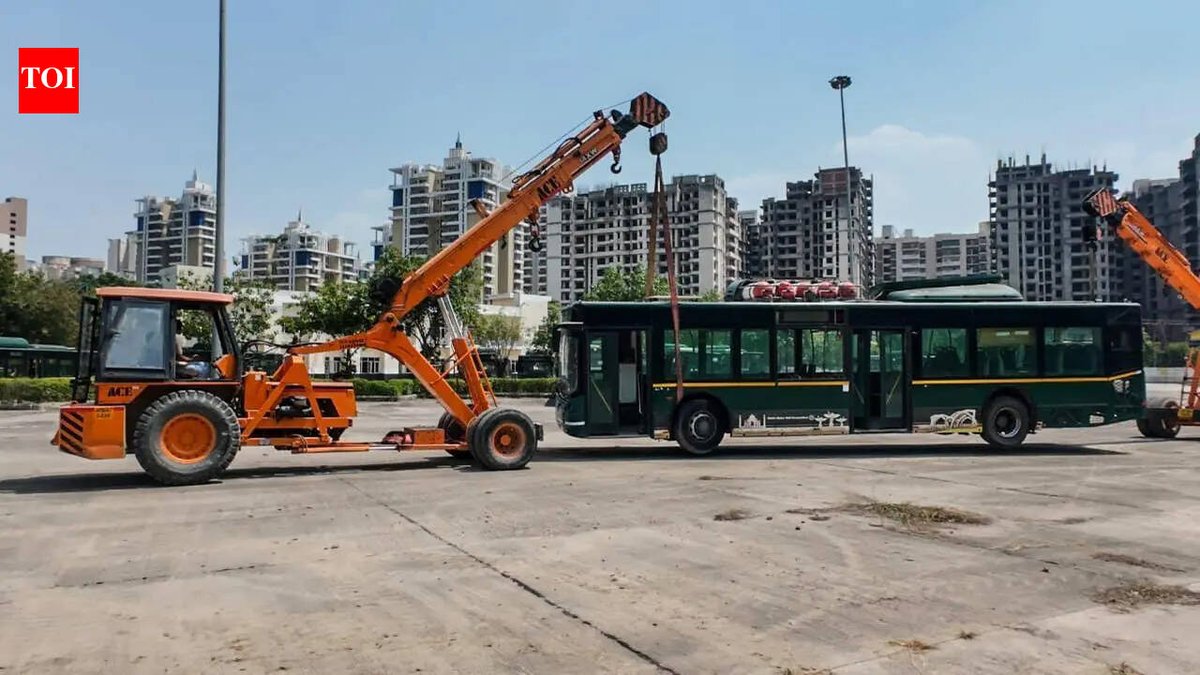 Noida_Updates tweet media