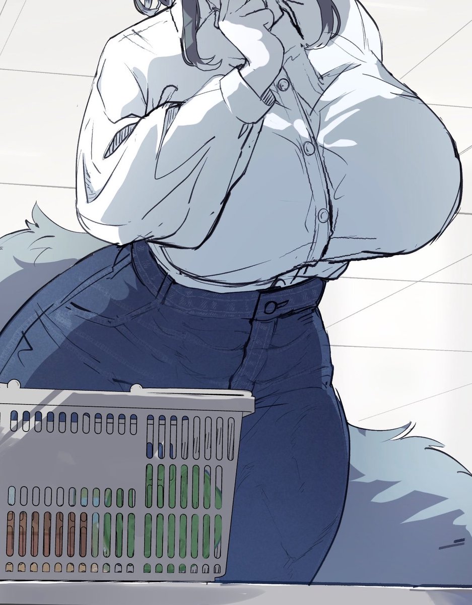 miyanokoko8's tweet photo. おっぱいはち切れそうだし腹筋とかもﾒ"ﾘﾒ"ﾘﾒ"ﾘって盛り上がってる🦊 https://t.co/MbxXyGpzec