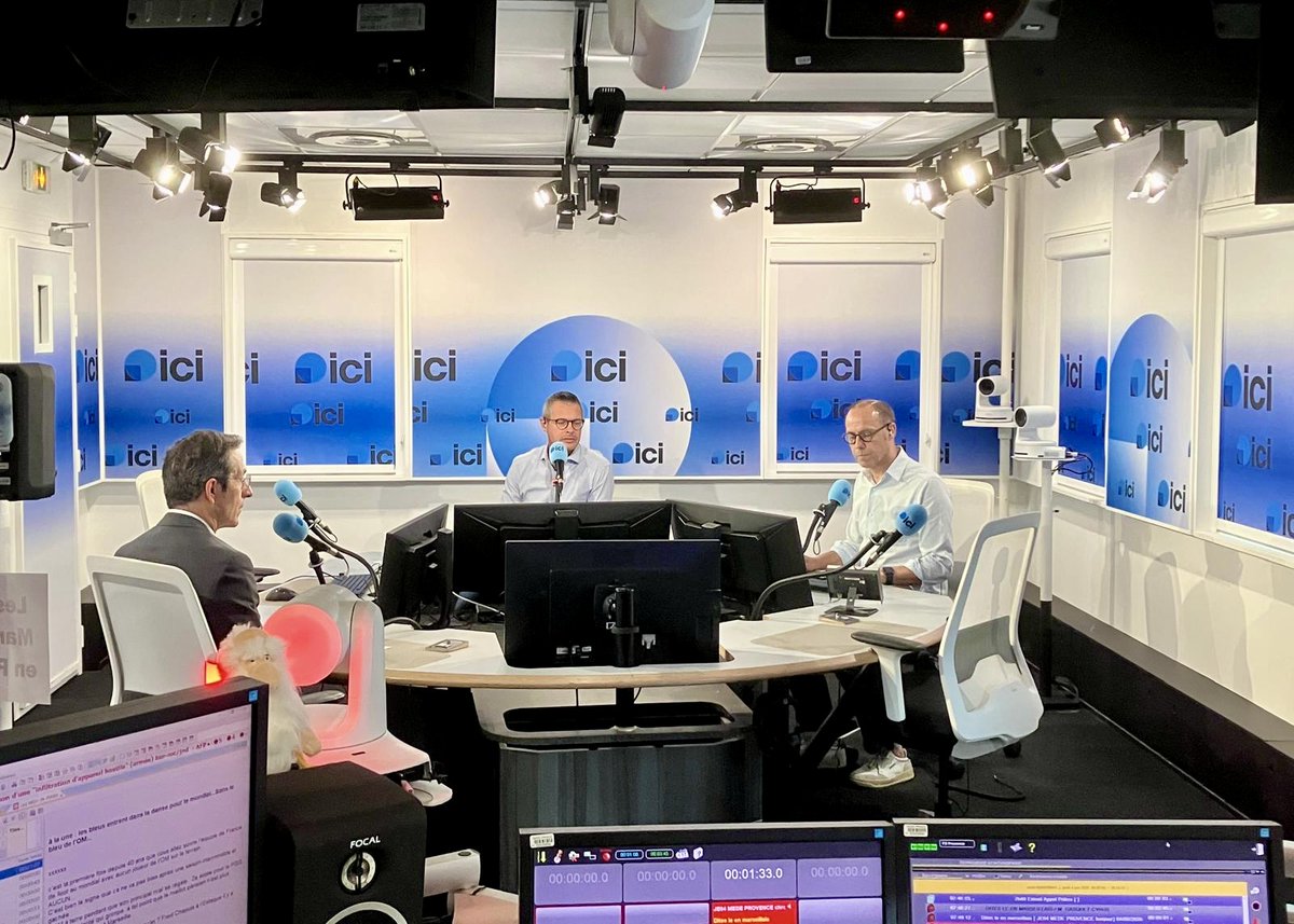 Arcom_Marseille's tweet photo. L’@Arcom_Marseille a le plaisir d’accueillir @martinajdari durant deux jours.

Première étape du déplacement du président de l’Arcom : la matinale Ici Matin d’@ici_provence, avant un échange avec les équipes autour de la couverture régionale et l’ancrage local. https://t.co/Vx5a1zURuz