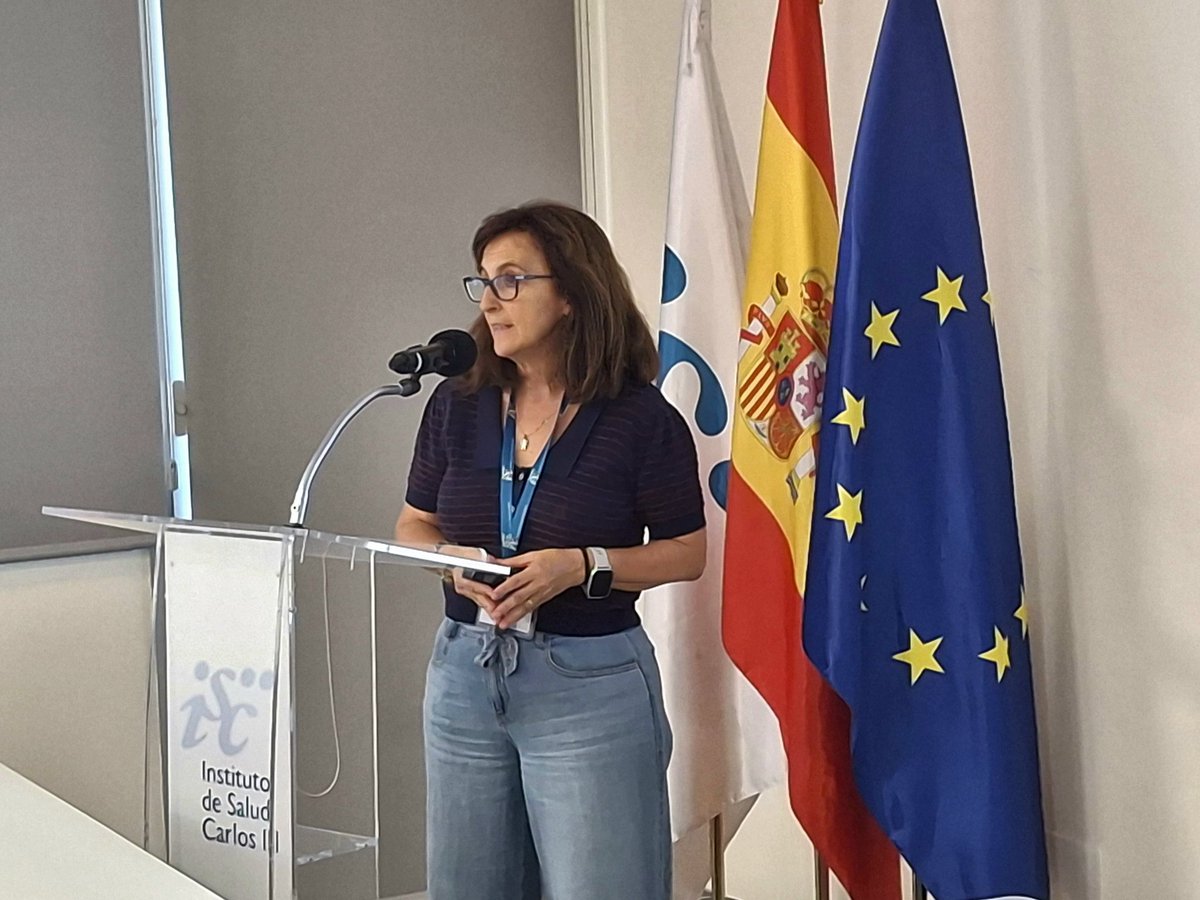 SaludISCIII's tweet photo. Hoy acogemos, con nuestro Instituto Mixto IMIENS #ISCIII-UNED, una jornada de programas de doctorado.

Destinada a doctorandos y doctorandas en Ciencias de la Salud, tratamos cuestiones como infecciones emergentes, ciencia abierta, comunicacion científica y divulgación en salud. https://t.co/UvIH0qRKH3