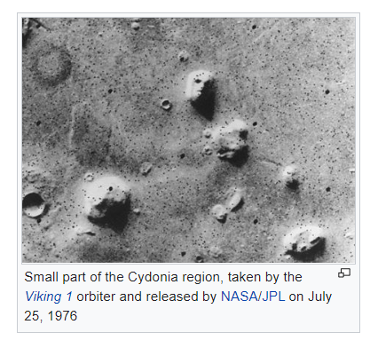 Scratch_Point_Z's tweet photo. Final Fantasy IV's Red Moon, the home of the Lunarians, features a structure on the surface based on the real "face on Mars" photograph from the Cydonia region of the red planet, captured by NASA's Viking 1 orbiter in 1976. This location is the Lunar Ruins bonus dungeon in the Gameboy Advance & PSP versions of the game.