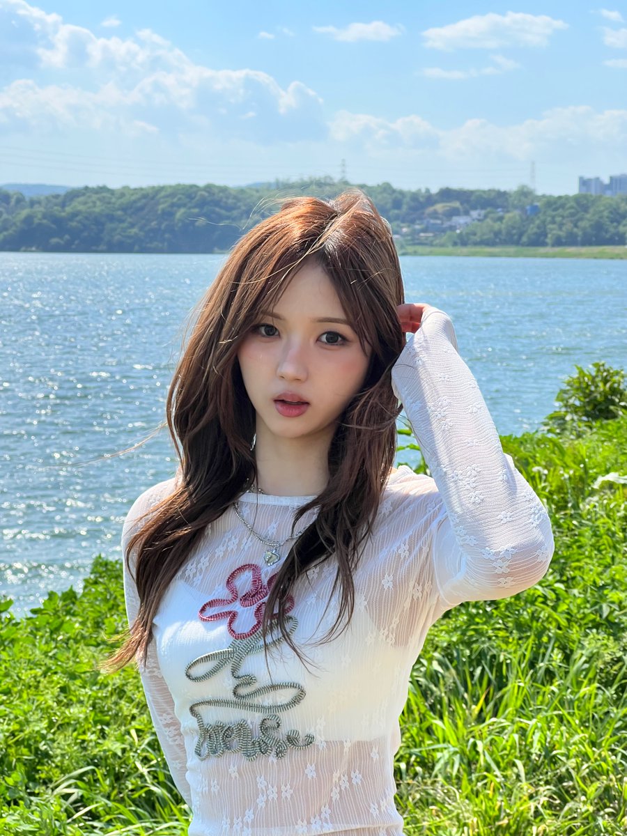 triplescosmos's tweet photo. 🍀🤍

#tripleS #트리플에스
#JiWoo #지우 https://t.co/SyllF8YkKJ