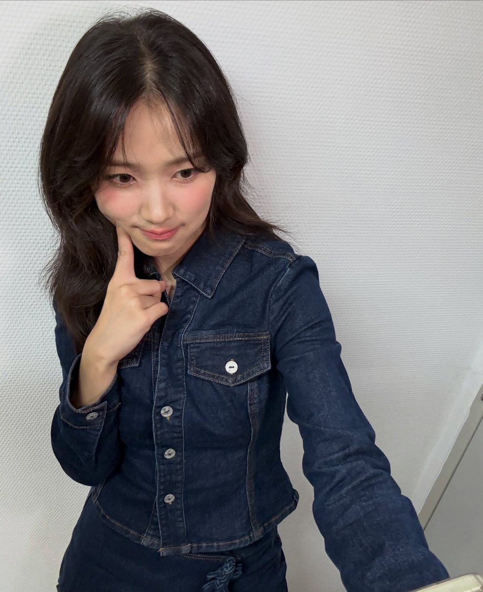 YOO___hy's tweet photo. 내 공주...... 내 강아지..... 내 딸랑구...... 나의 희망.... 나의 빛과 소금....... 내 사랑......🩷 https://t.co/4W4lGcvEJb